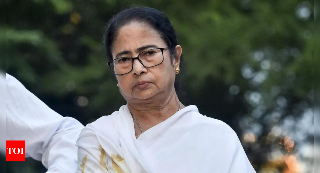 West Bengal CM Mamata Banerjee dials fasting doctors, sets up Monday meet | India News