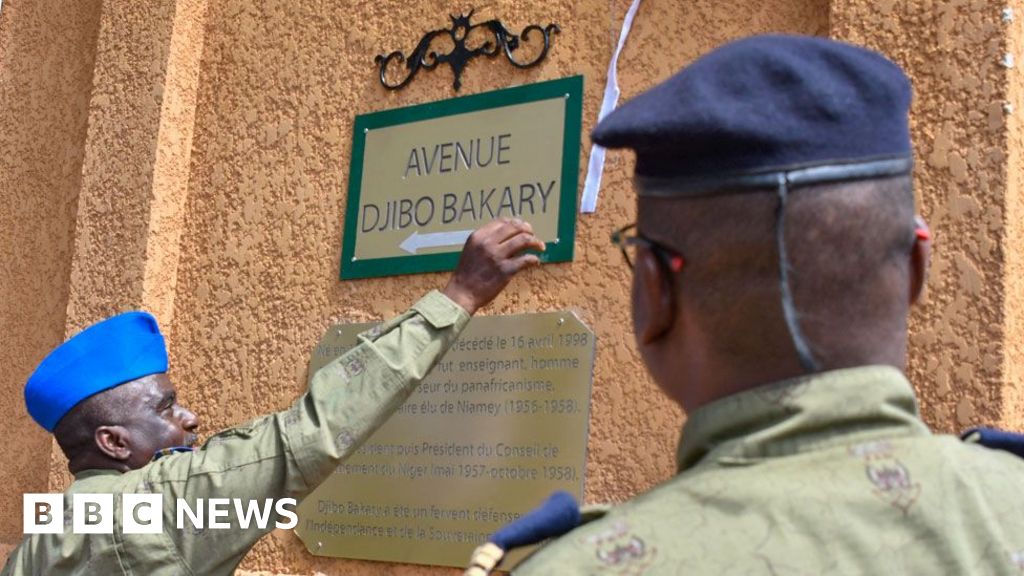 Niger drops French place names to honour local heroes